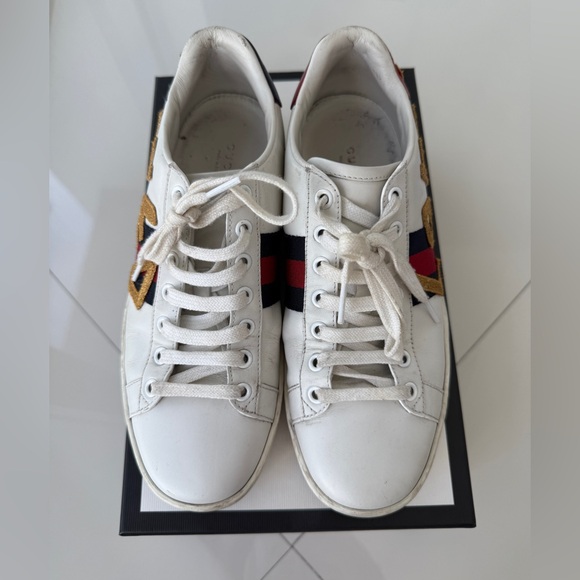 Gucci “LOVED” sneakers - Picture 2 of 9